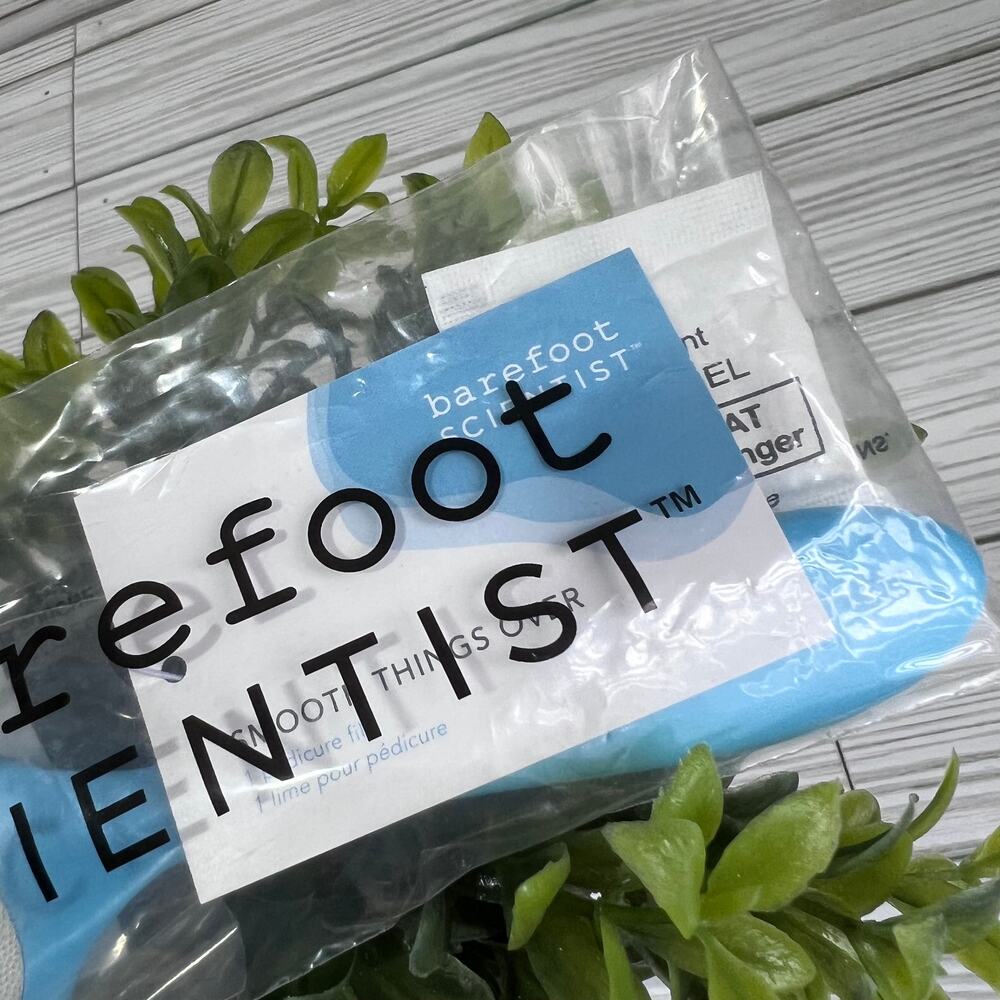 NEW Barefoot Scientist 'Smooth Things Over' Dual-Sided Pedicure Foot File - Picture 2 of 7